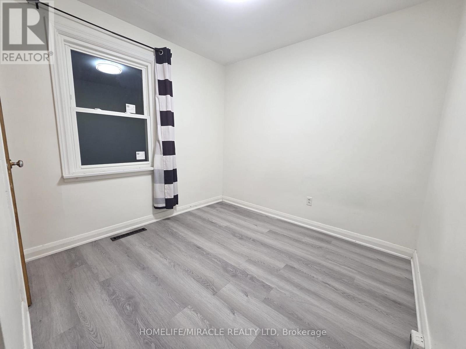 Main - 94 Taunton Road W, Oshawa, Ontario  L1G 3T2 - Photo 3 - E13004886