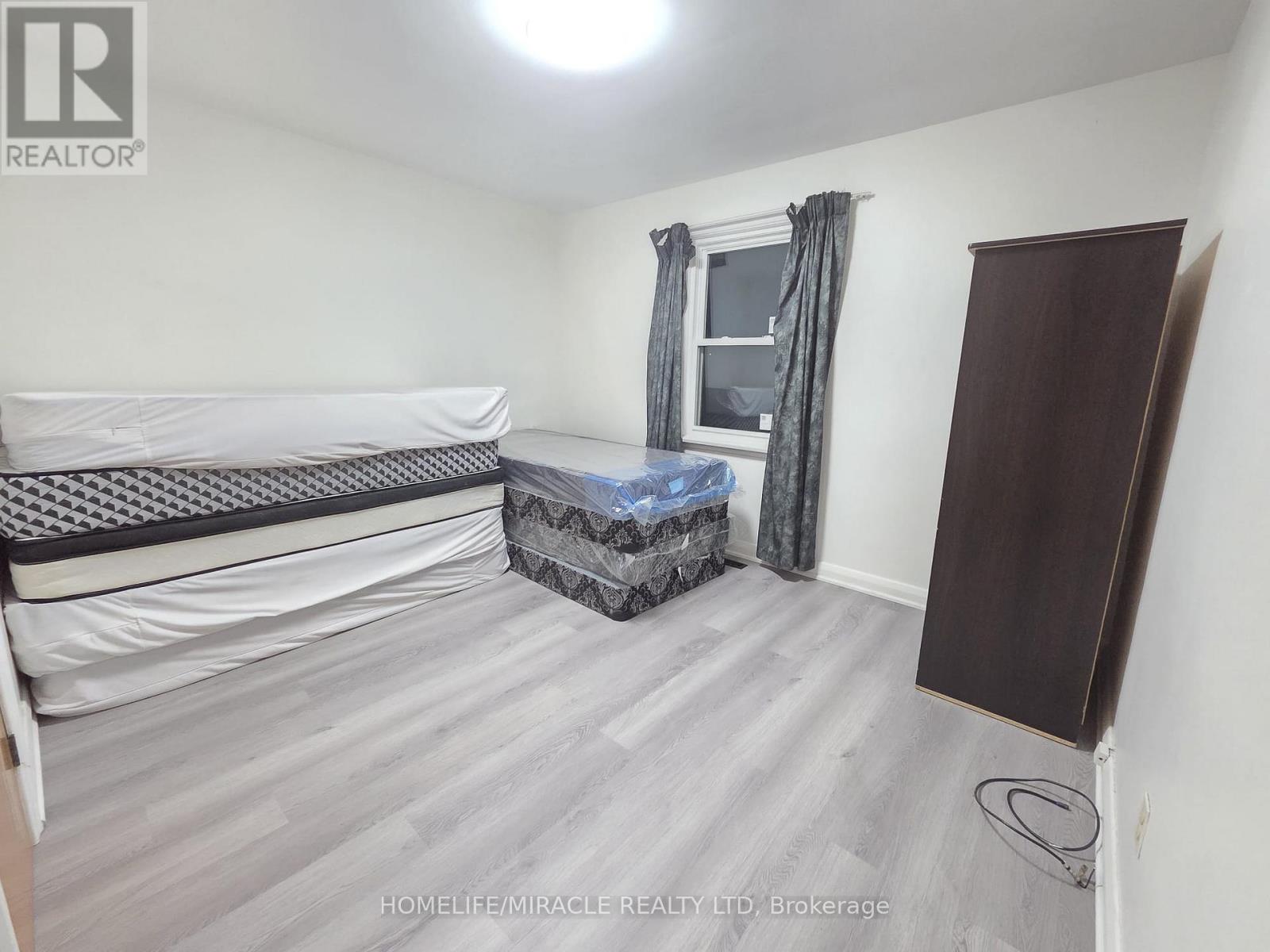 Main - 94 Taunton Road W, Oshawa, Ontario  L1G 3T2 - Photo 4 - E13004886