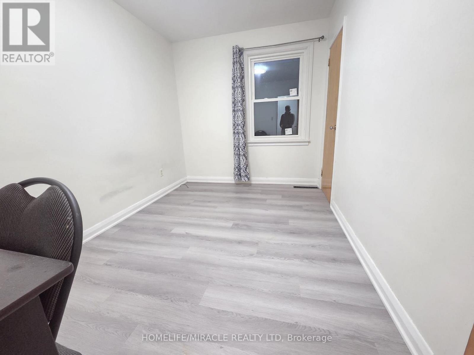 Main - 94 Taunton Road W, Oshawa, Ontario  L1G 3T2 - Photo 5 - E13004886