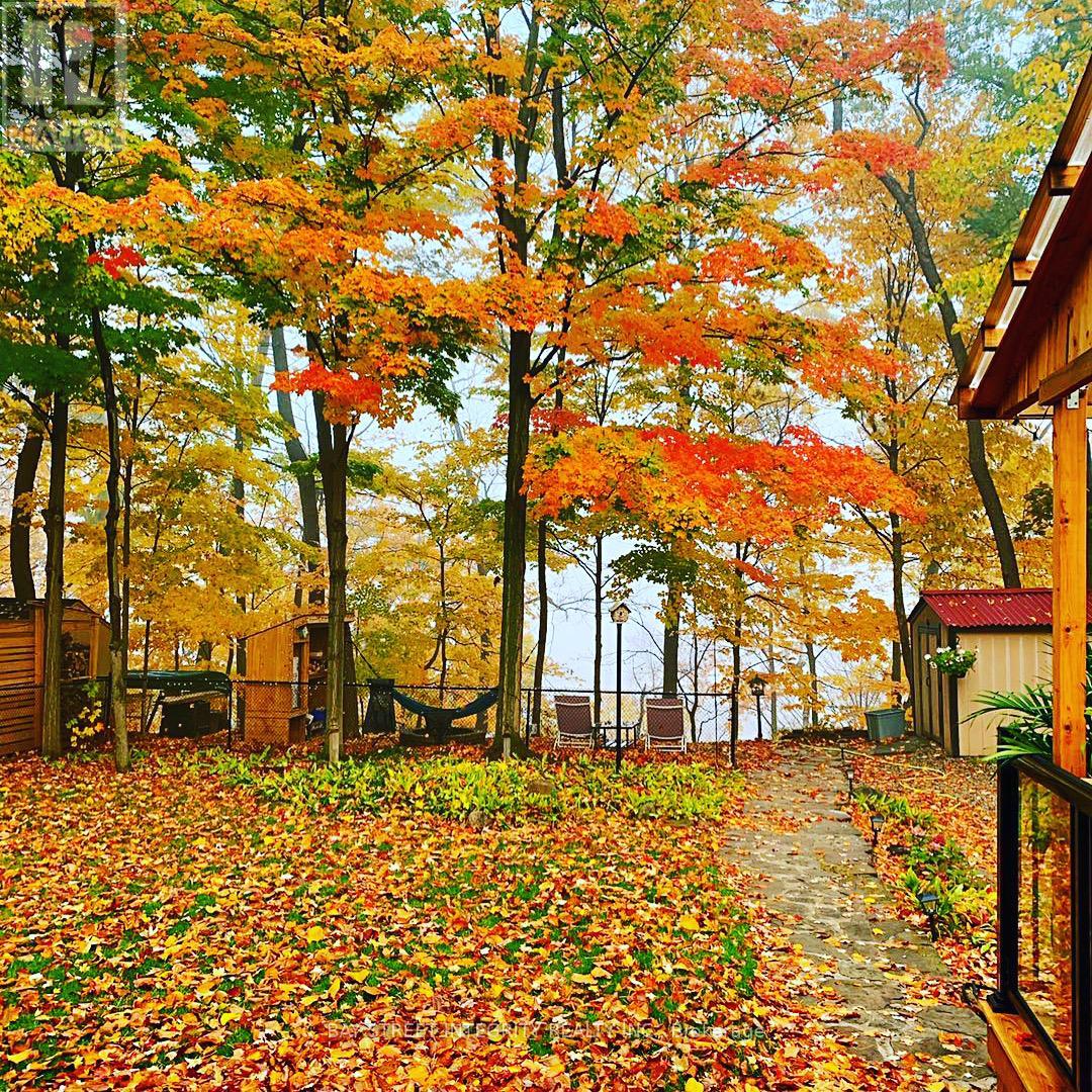 409 RIVER SIDE DRIVE, Oakville, Ontario