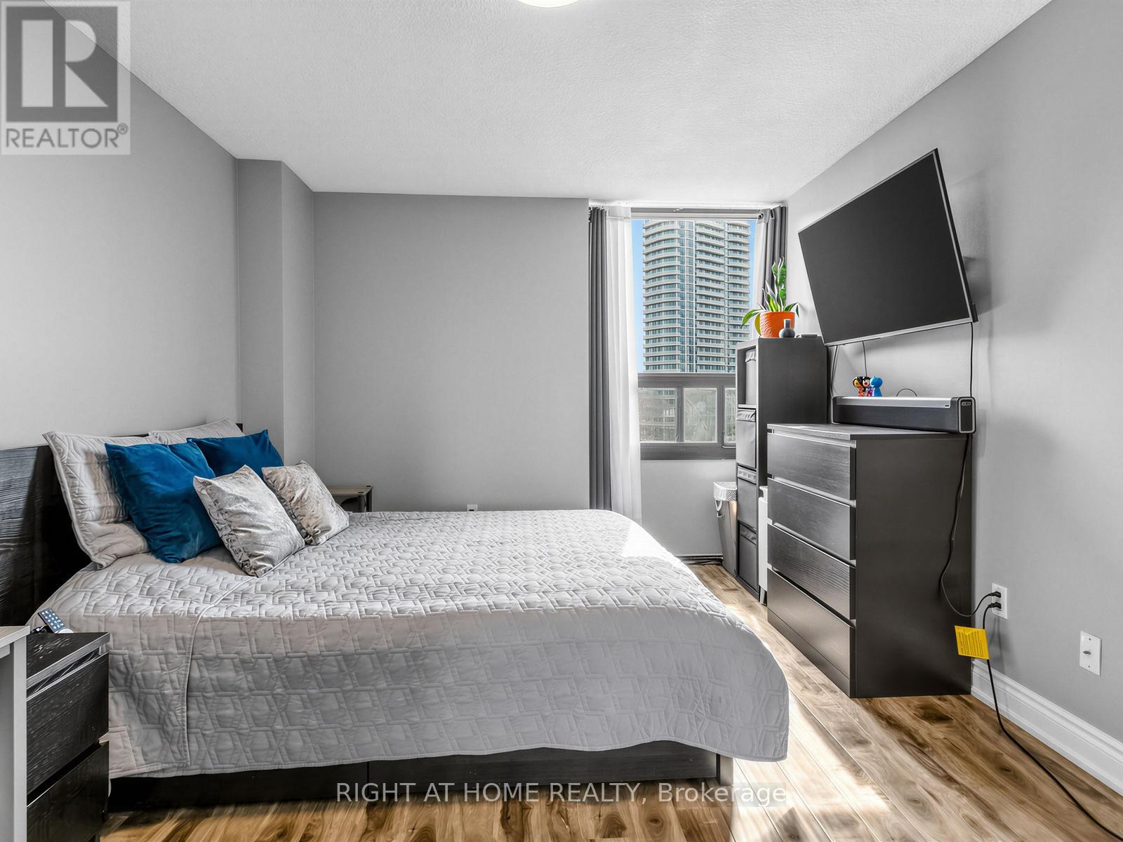 1509 - 20 Mississauga Valley Boulevard, Mississauga, Ontario  L5A 3S1 - Photo 19 - W12882594