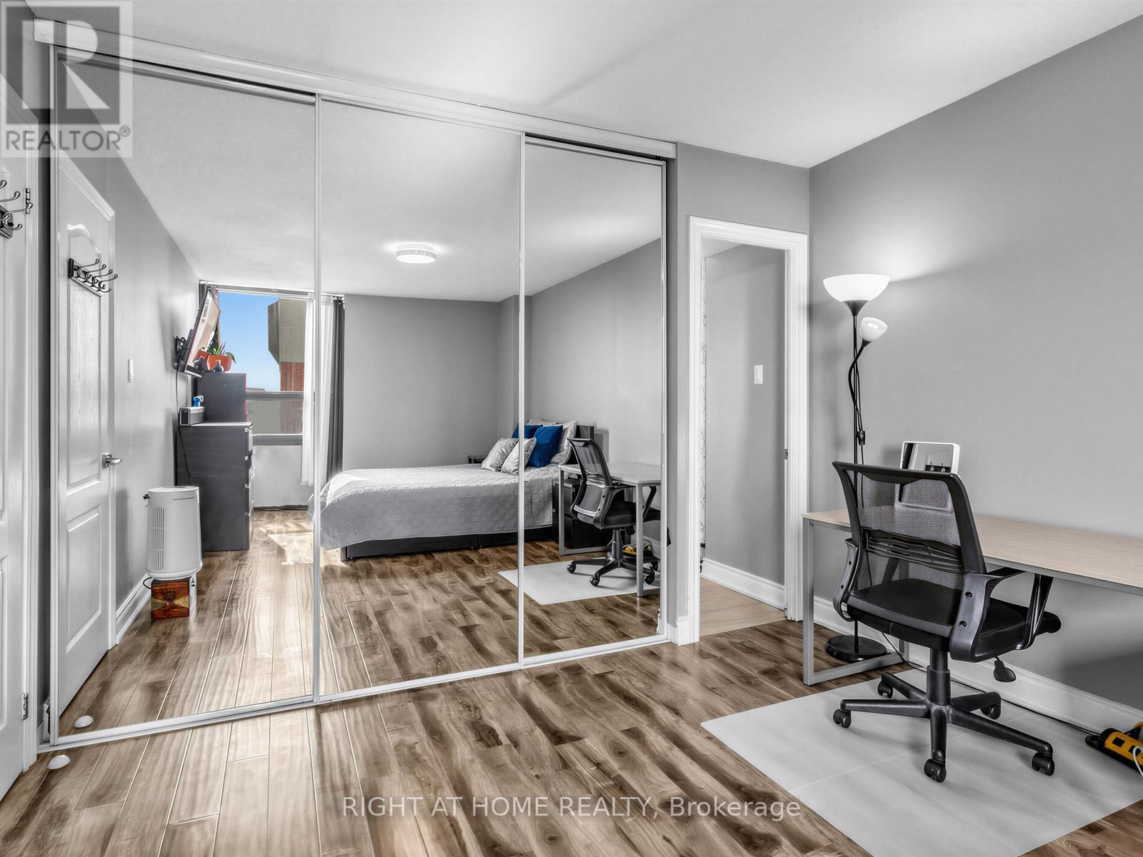 1509 - 20 Mississauga Valley Boulevard, Mississauga, Ontario  L5A 3S1 - Photo 21 - W12882594