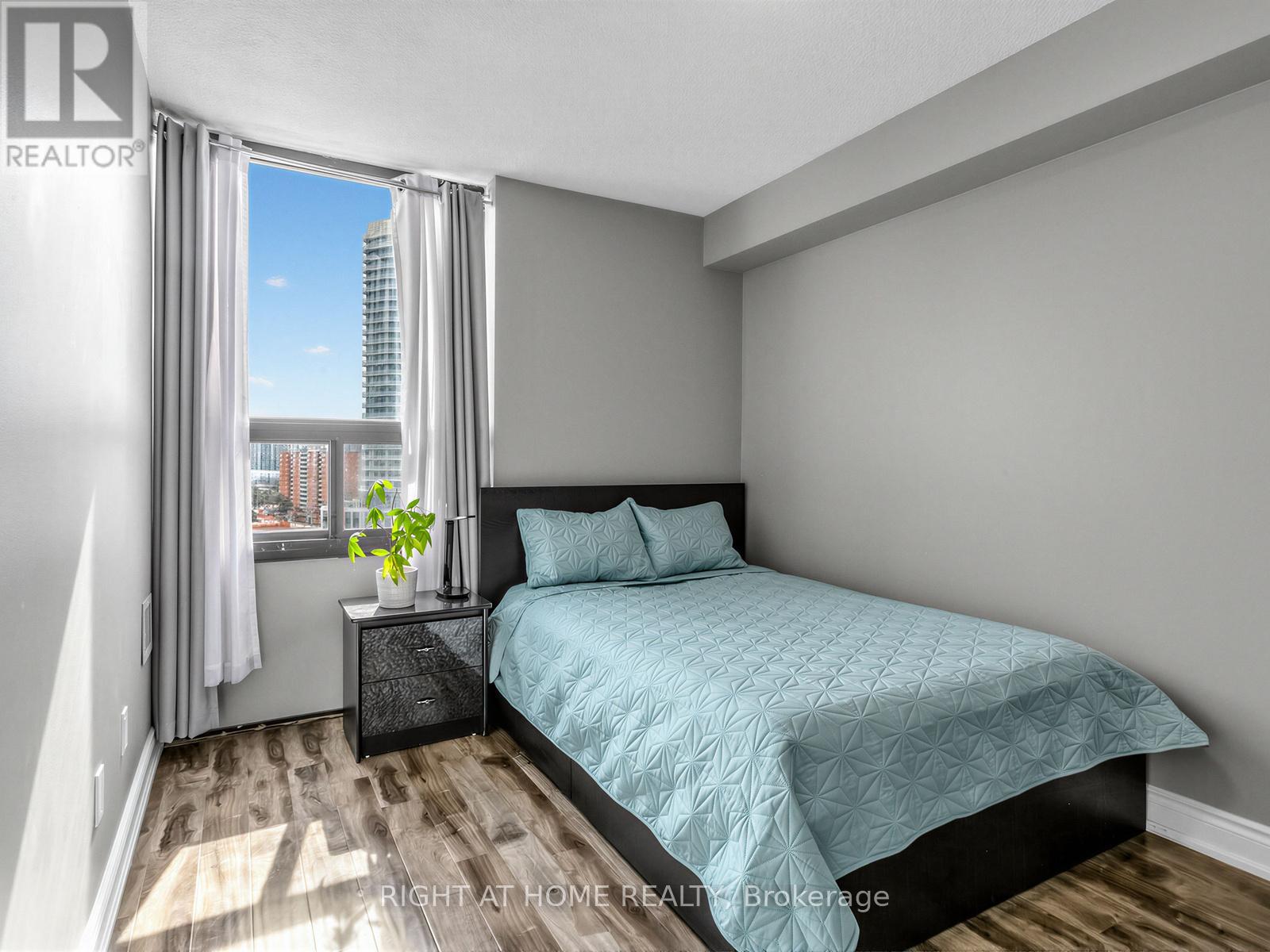 1509 - 20 Mississauga Valley Boulevard, Mississauga, Ontario  L5A 3S1 - Photo 25 - W12882594