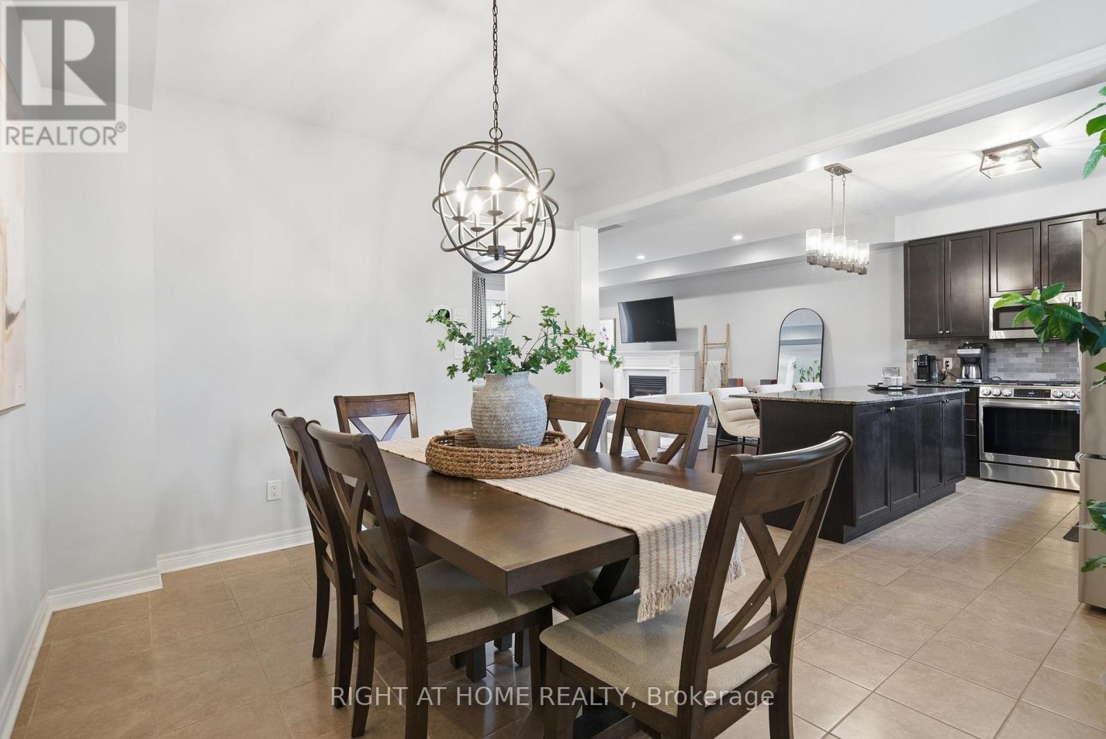 79 Ross Wright Avenue, Clarington, Ontario  L1C 3K7 - Photo 17 - E13001722