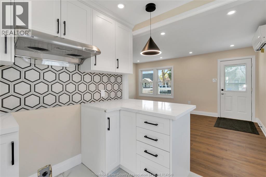 1164 Partington Avenue, Windsor, Ontario  N9B 2P4 - Photo 7 - 26008233