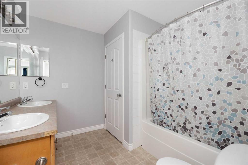 209 Pickles Crescent, Fort Mcmurray, Alberta  T9K 2T7 - Photo 17 - A2288698