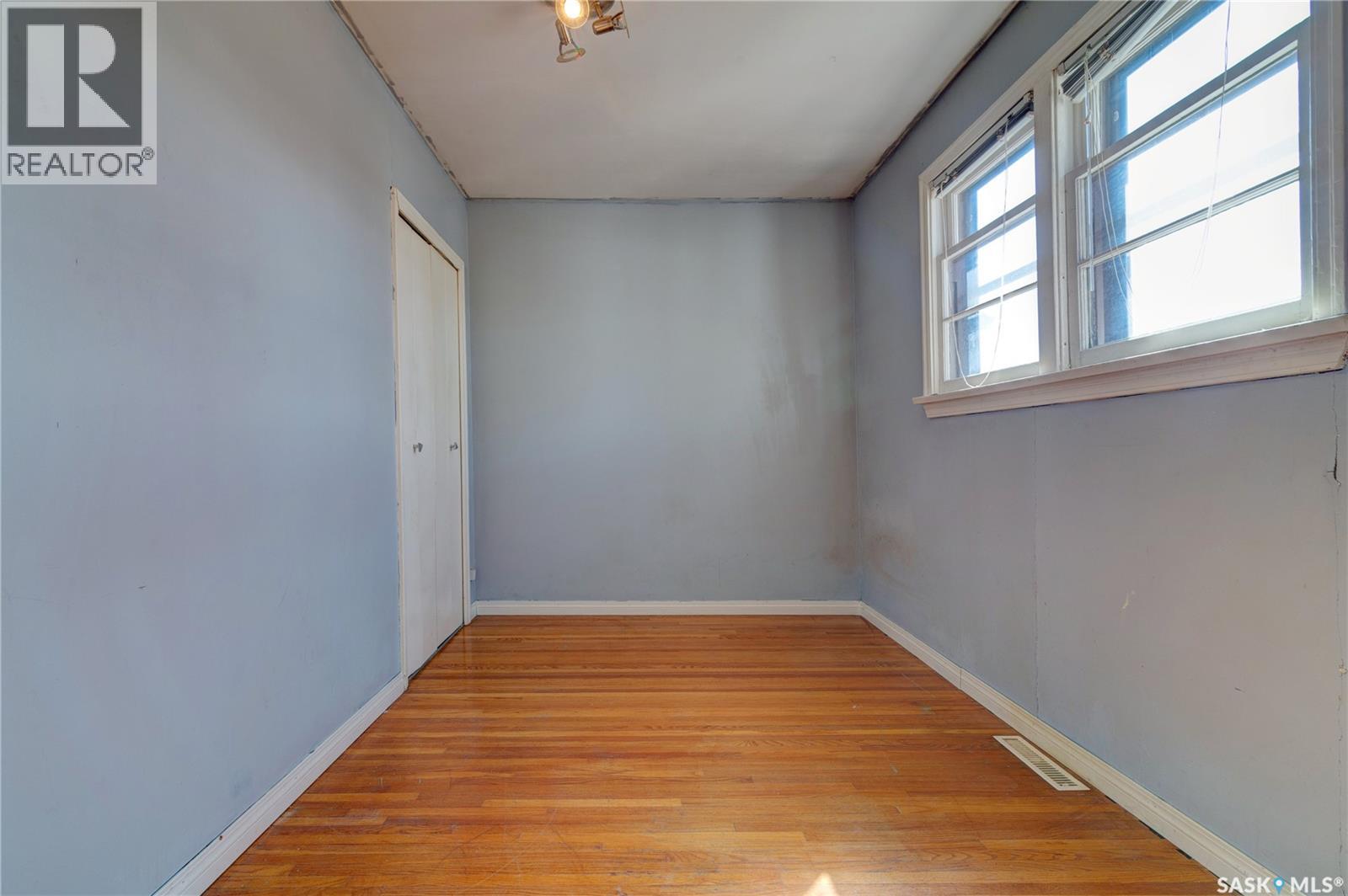 2857 Mcdonald Street, Regina, Saskatchewan  S4N 3A2 - Photo 5 - SK033051