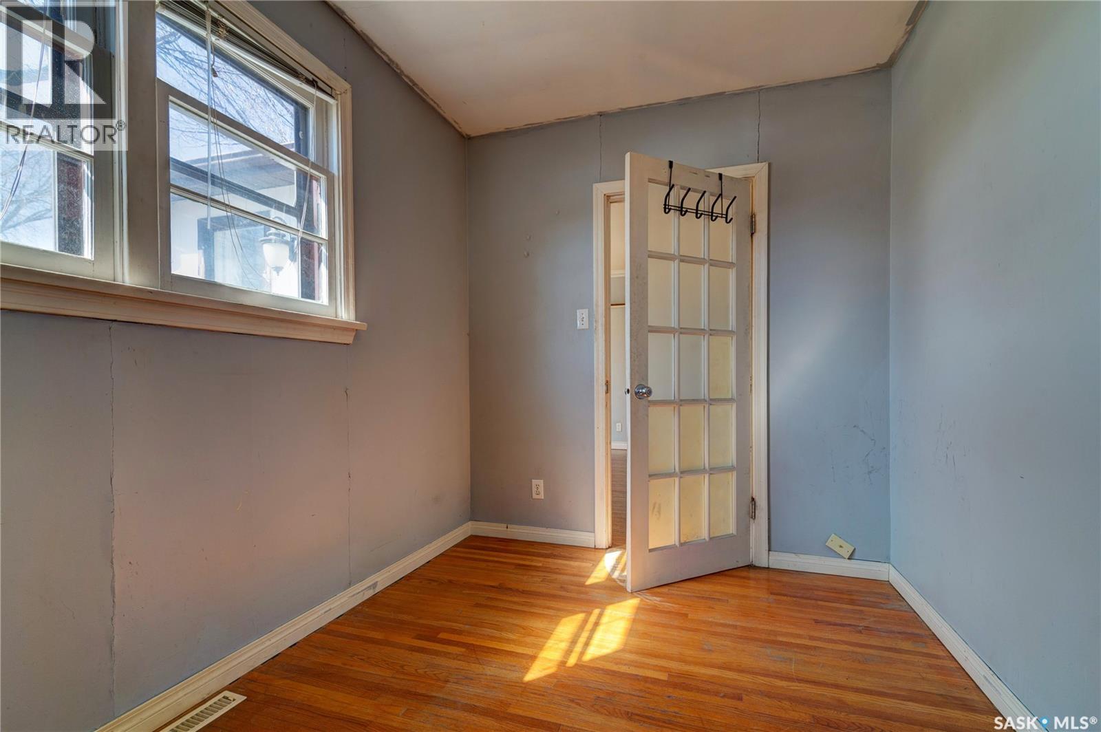 2857 Mcdonald Street, Regina, Saskatchewan  S4N 3A2 - Photo 6 - SK033051