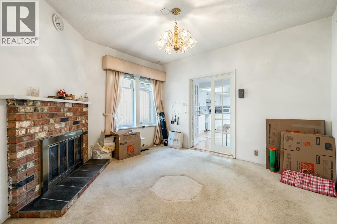 5833 Macdonald Street, Vancouver, British Columbia  V6N 1E2 - Photo 11 - R3109546