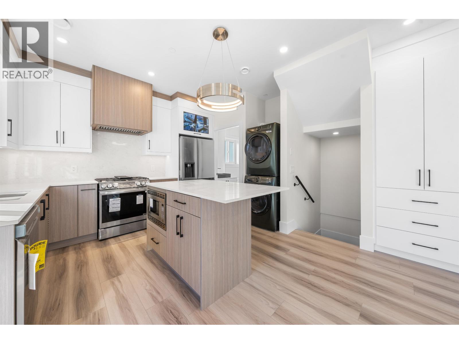 4318 Nanaimo Street, Vancouver, British Columbia  V5N 5J1 - Photo 10 - R3111935