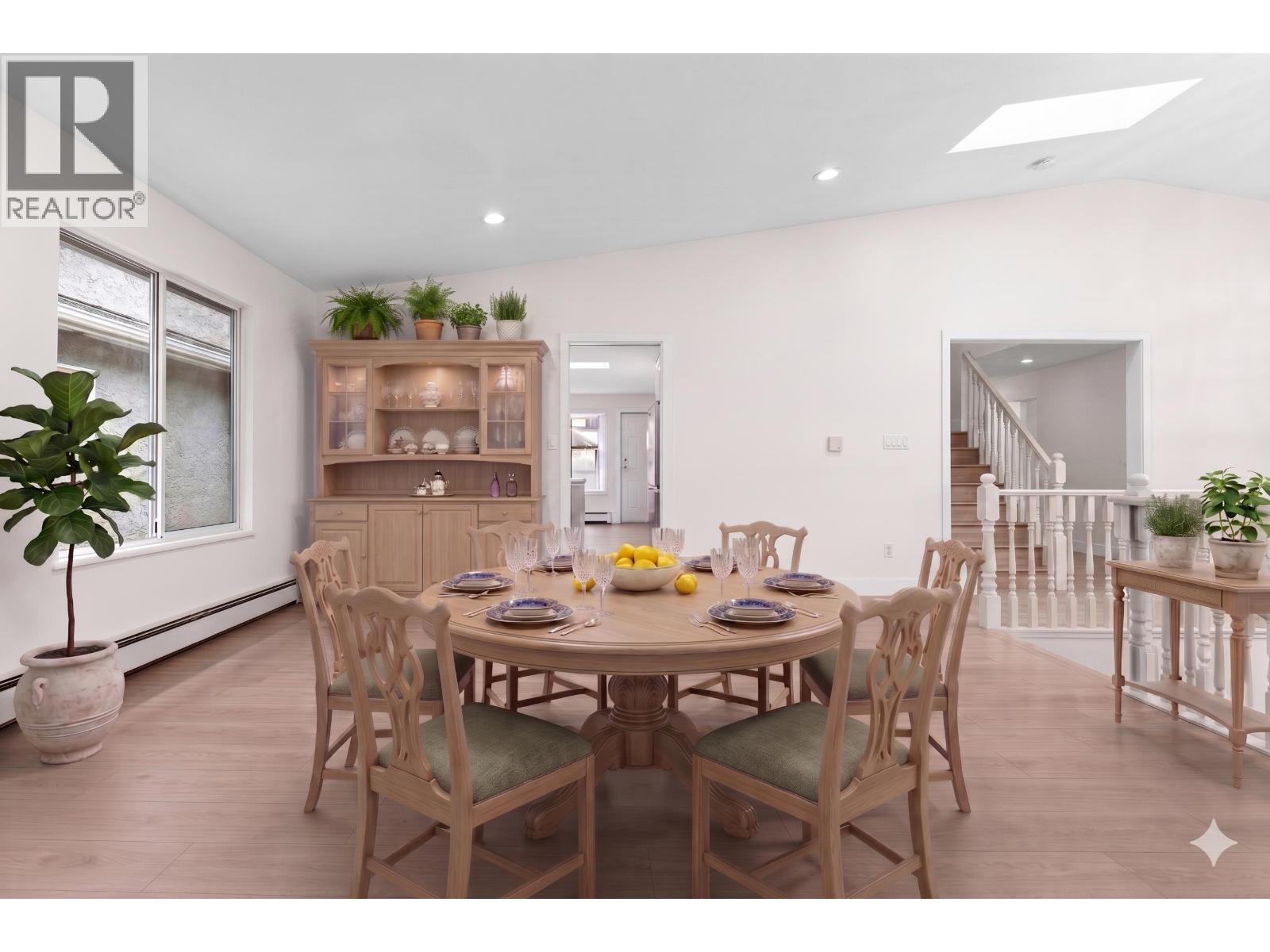 7728 Mary Avenue, Burnaby, British Columbia  V3N 3G8 - Photo 8 - R3112078