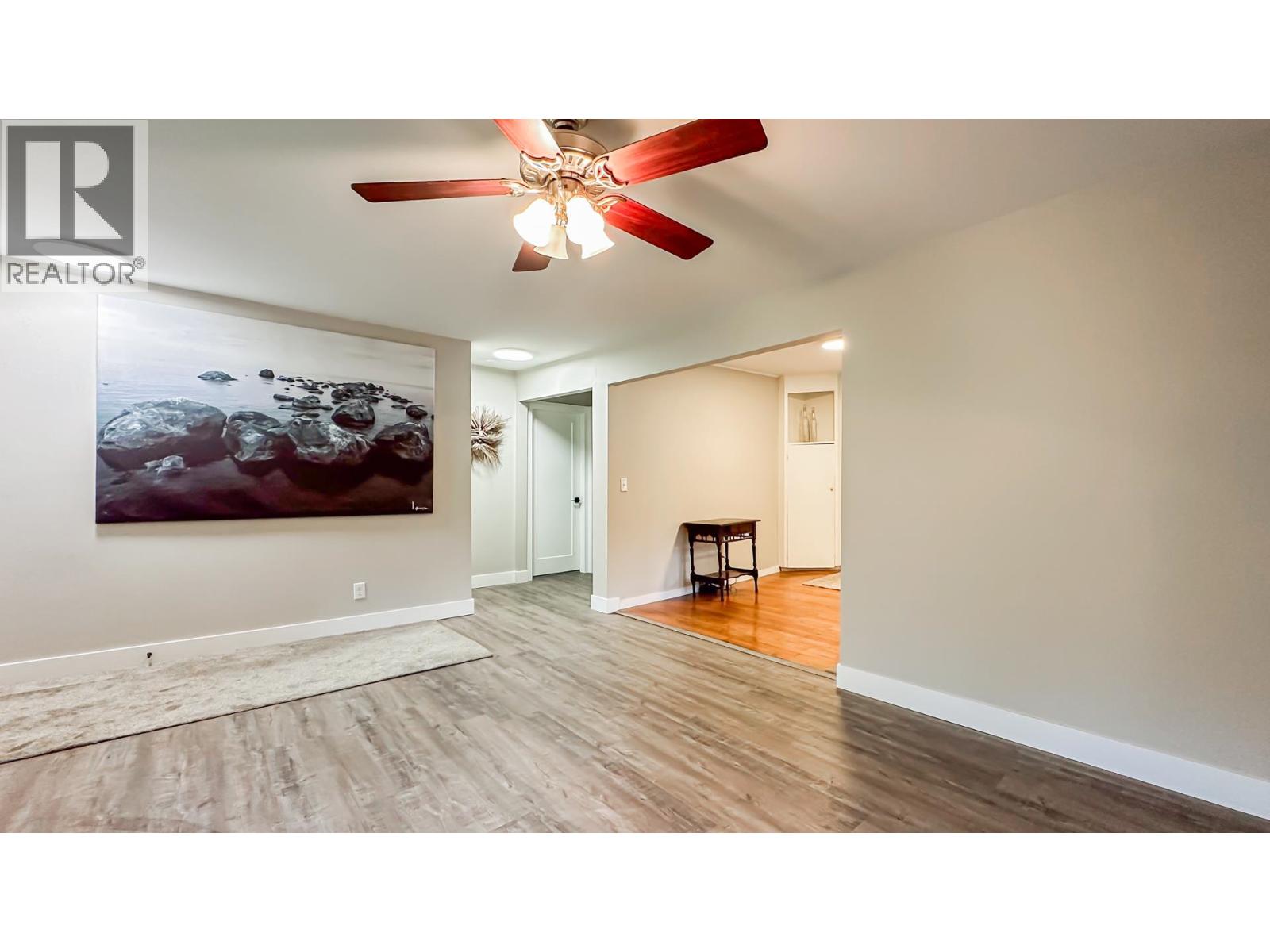 11185 272 Street, Maple Ridge, British Columbia  V2W 1Y6 - Photo 8 - R3111950