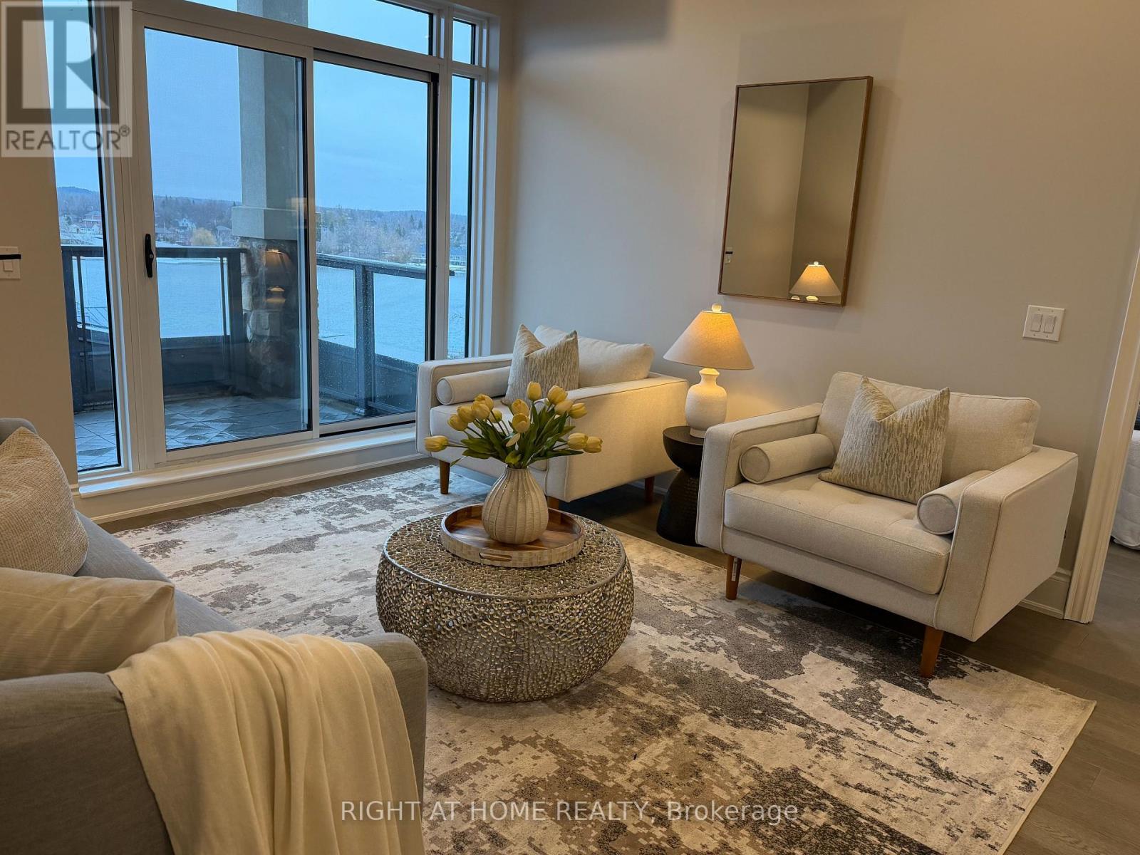 705 - 90 Orchard Point Road, Orillia, Ontario  L3V 8K4 - Photo 10 - S12959032