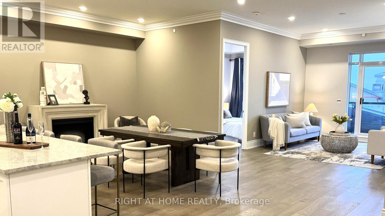 705 - 90 Orchard Point Road, Orillia, Ontario  L3V 8K4 - Photo 5 - S12959032