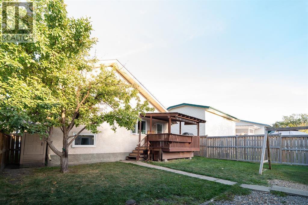 14 Edgington Avenue, Red Deer, Alberta  T4R 2K9 - Photo 12 - A2278327