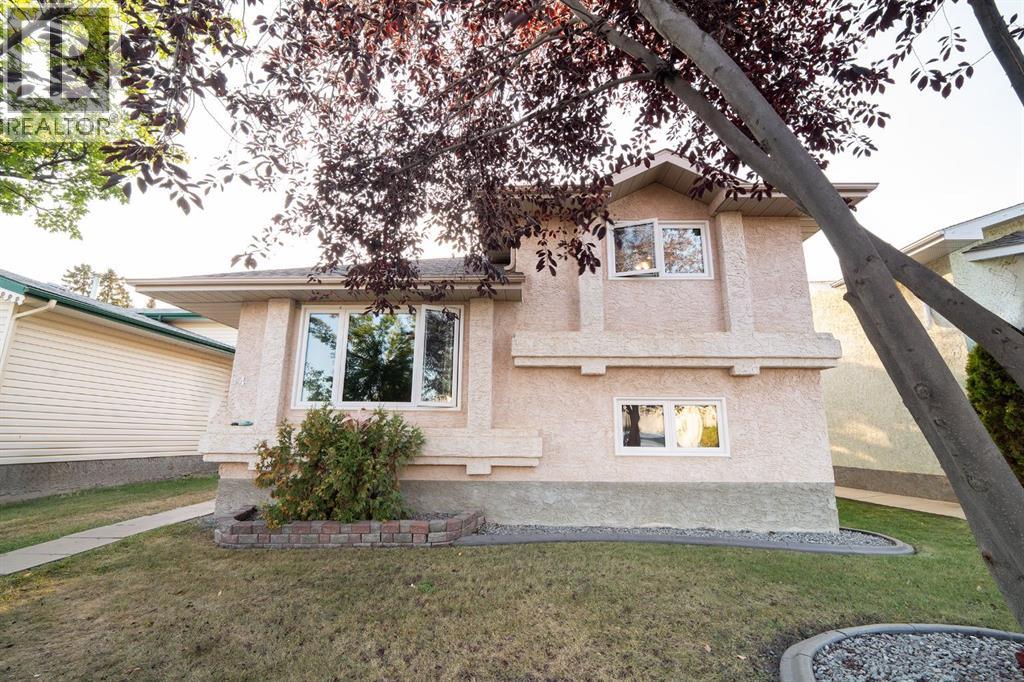 14 Edgington Avenue, Red Deer, Alberta  T4R 2K9 - Photo 3 - A2278327