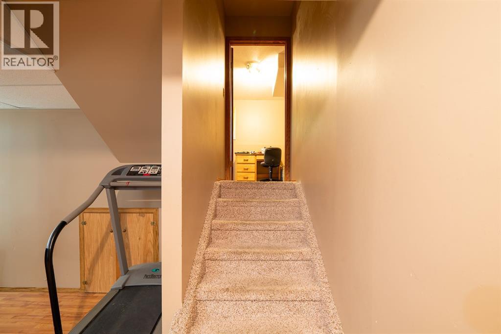 14 Edgington Avenue, Red Deer, Alberta  T4R 2K9 - Photo 23 - A2278327