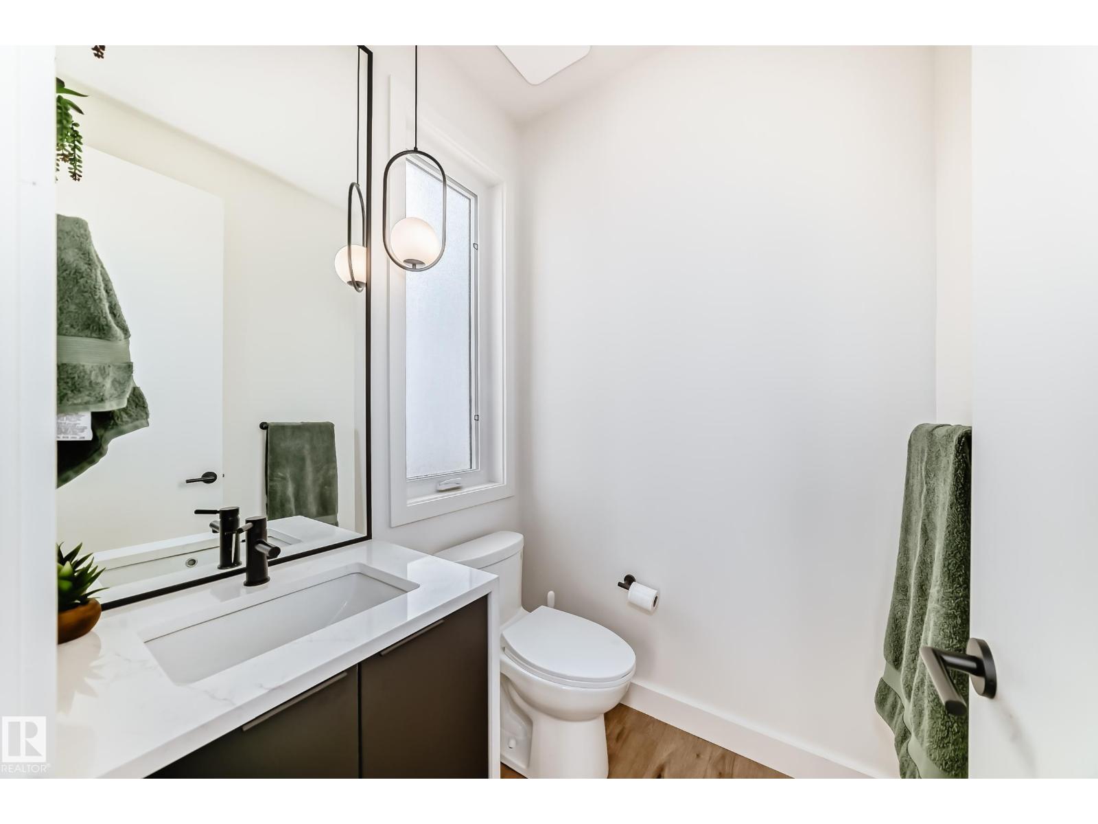 10936 117 St NW, Edmonton, Alberta  T5H 3N6 - Photo 17 - E4481363