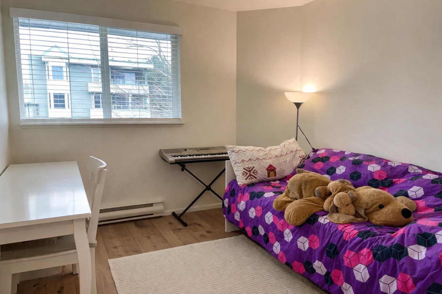 203 1273 Merklin Street, White Rock, British Columbia  V4B 4B8 - Photo 6 - R3112230