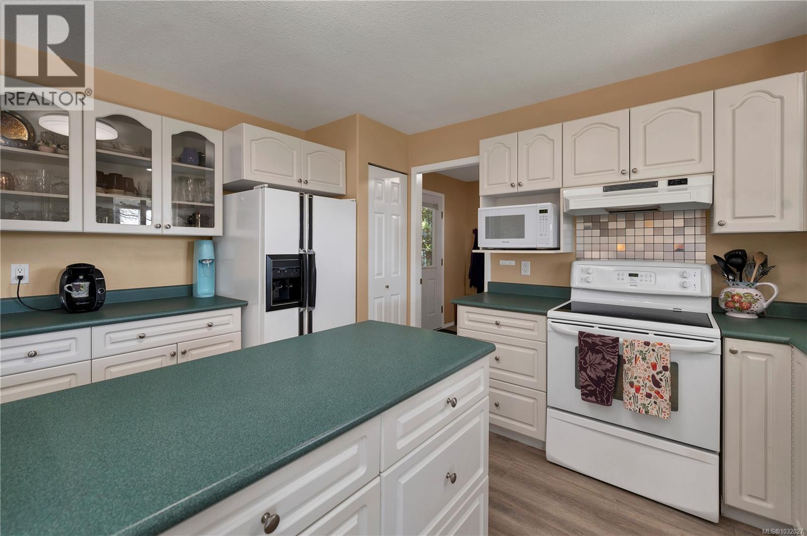 437 Rockland Rd, Campbell River, British Columbia  V9W 1N7 - Photo 14 - 1032027