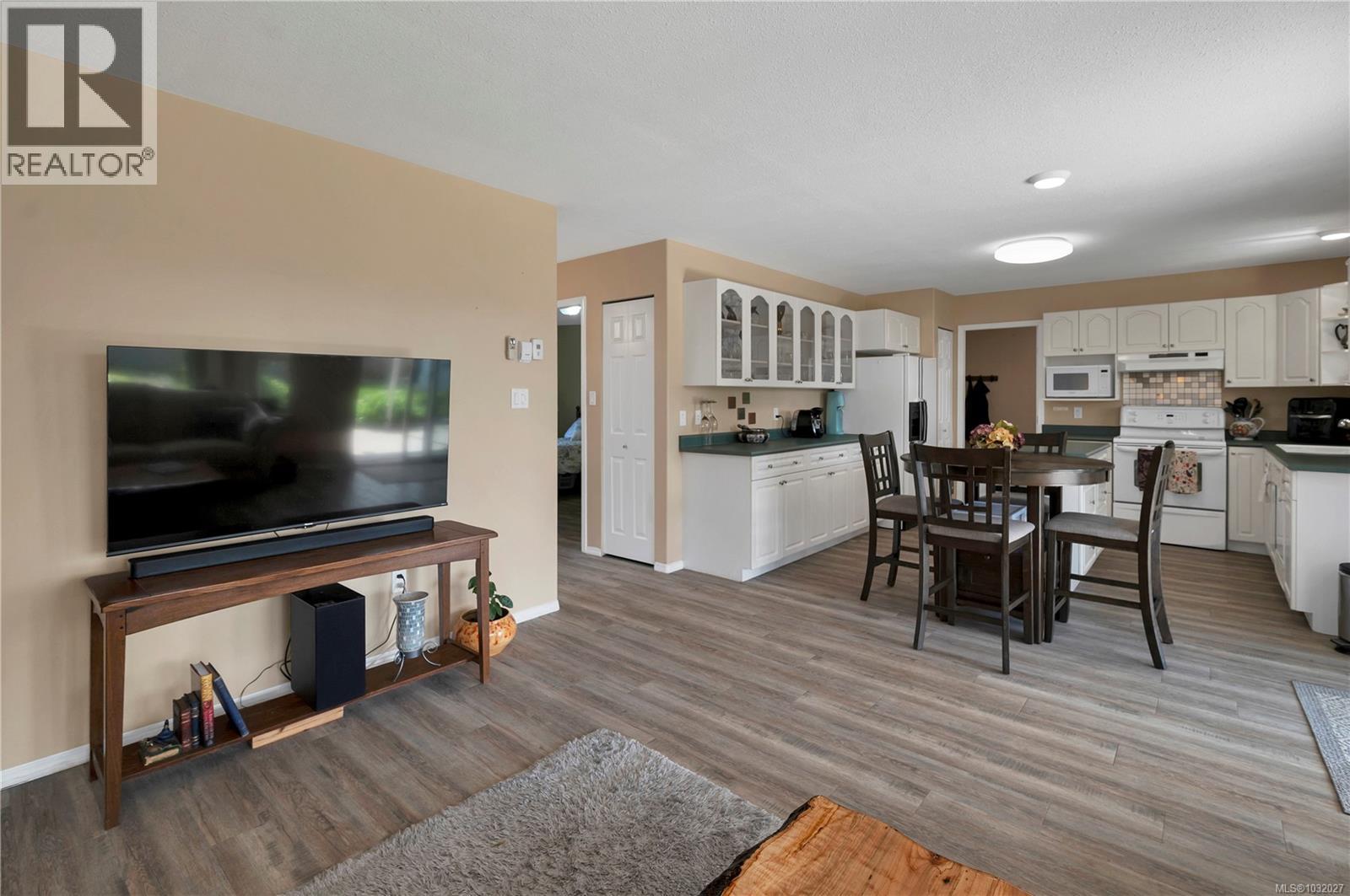 437 Rockland Rd, Campbell River, British Columbia  V9W 1N7 - Photo 10 - 1032027