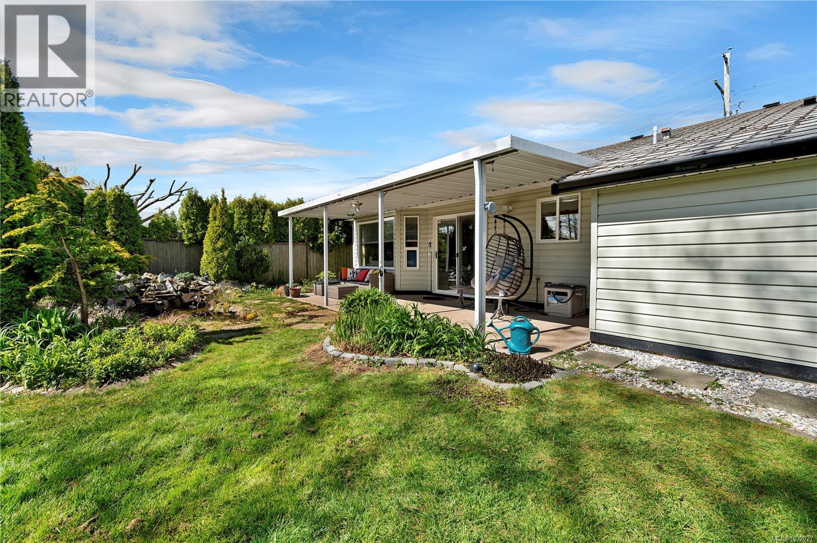 437 Rockland Rd, Campbell River, British Columbia  V9W 1N7 - Photo 2 - 1032027