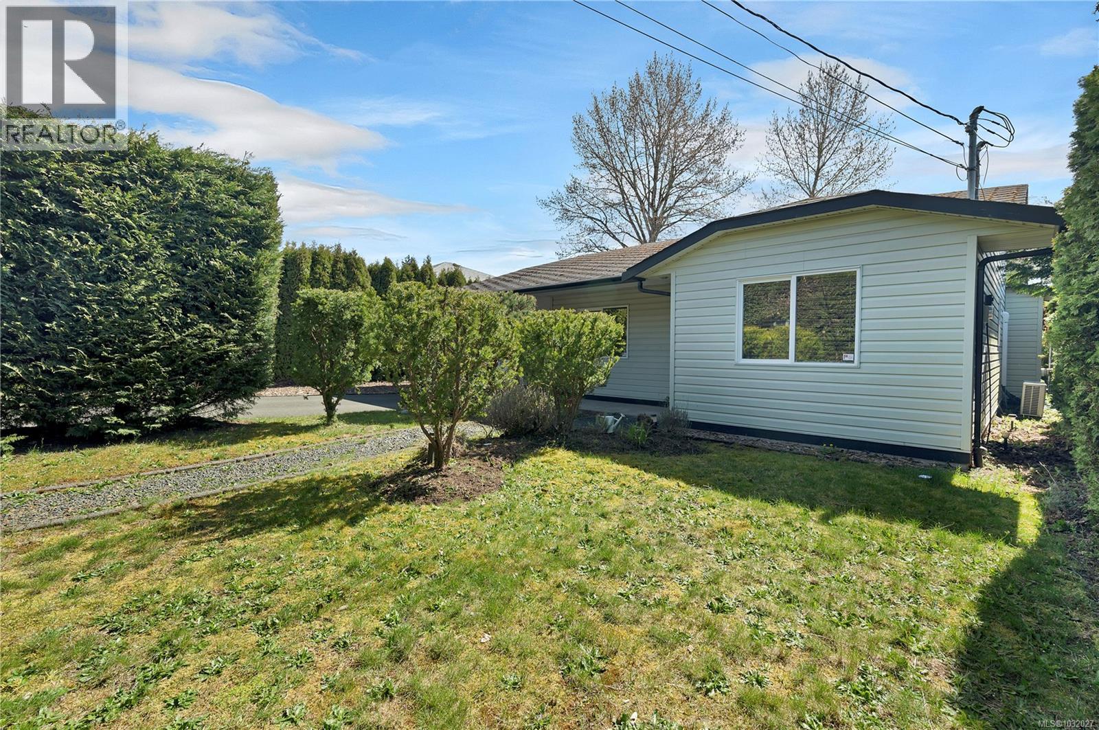 437 Rockland Rd, Campbell River, British Columbia  V9W 1N7 - Photo 31 - 1032027