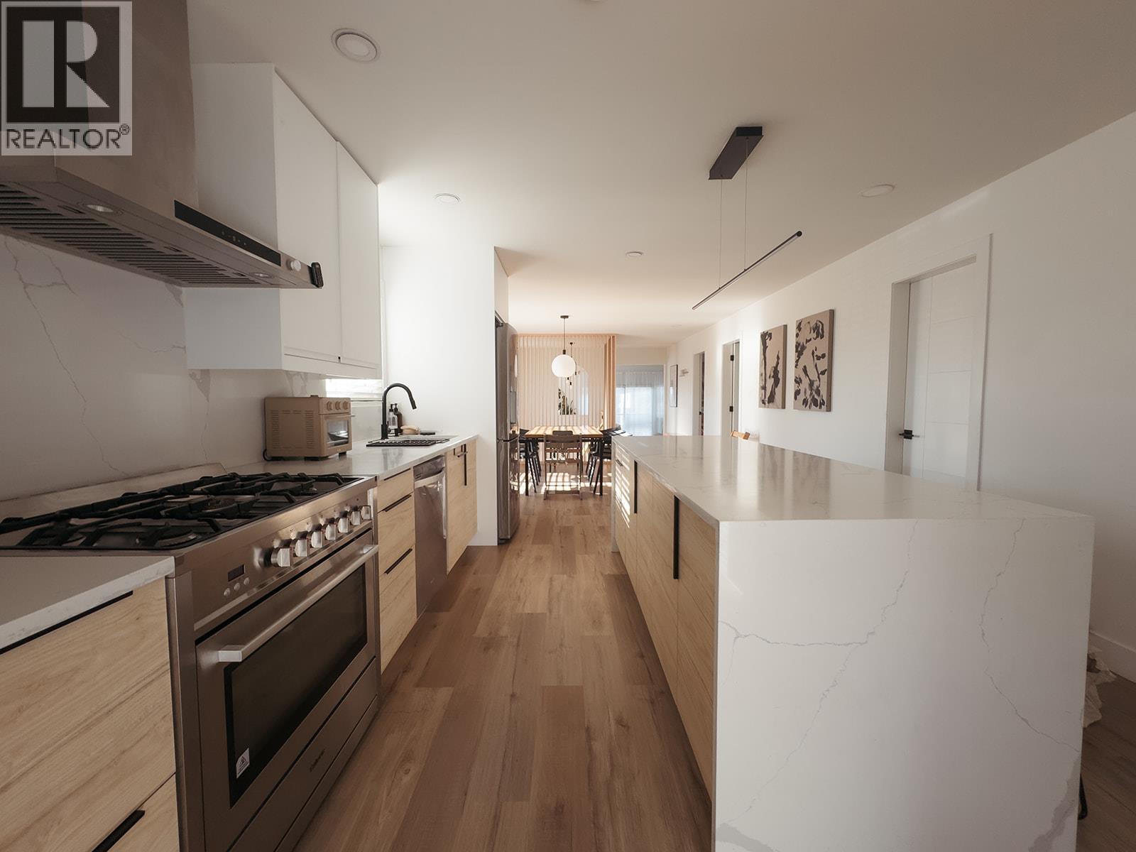 679 Gamma Avenue, Burnaby, British Columbia  V5C 6A3 - Photo 7 - R3097942