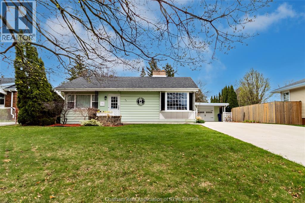 32 Maple Street, Chatham, Ontario  N7L 2E6 - Photo 2 - 26008018