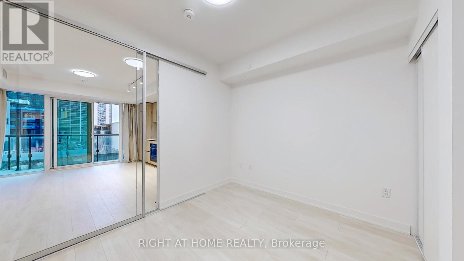 308 - 117 Broadway Avenue, Toronto, Ontario  M4P 1V3 - Photo 13 - C12894308