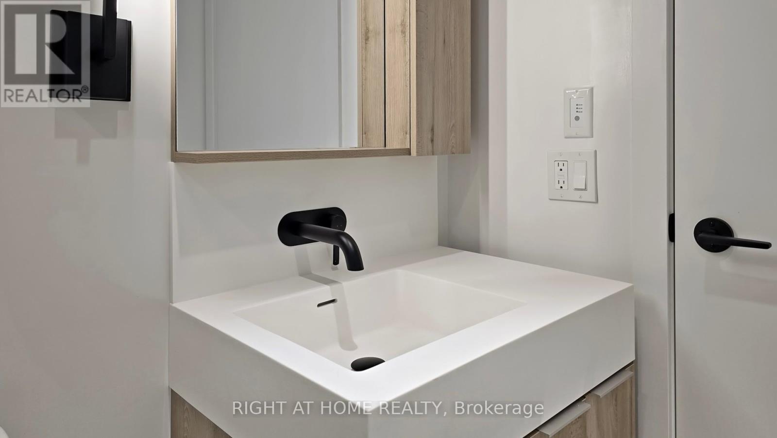 308 - 117 Broadway Avenue, Toronto, Ontario  M4P 1V3 - Photo 17 - C12894308