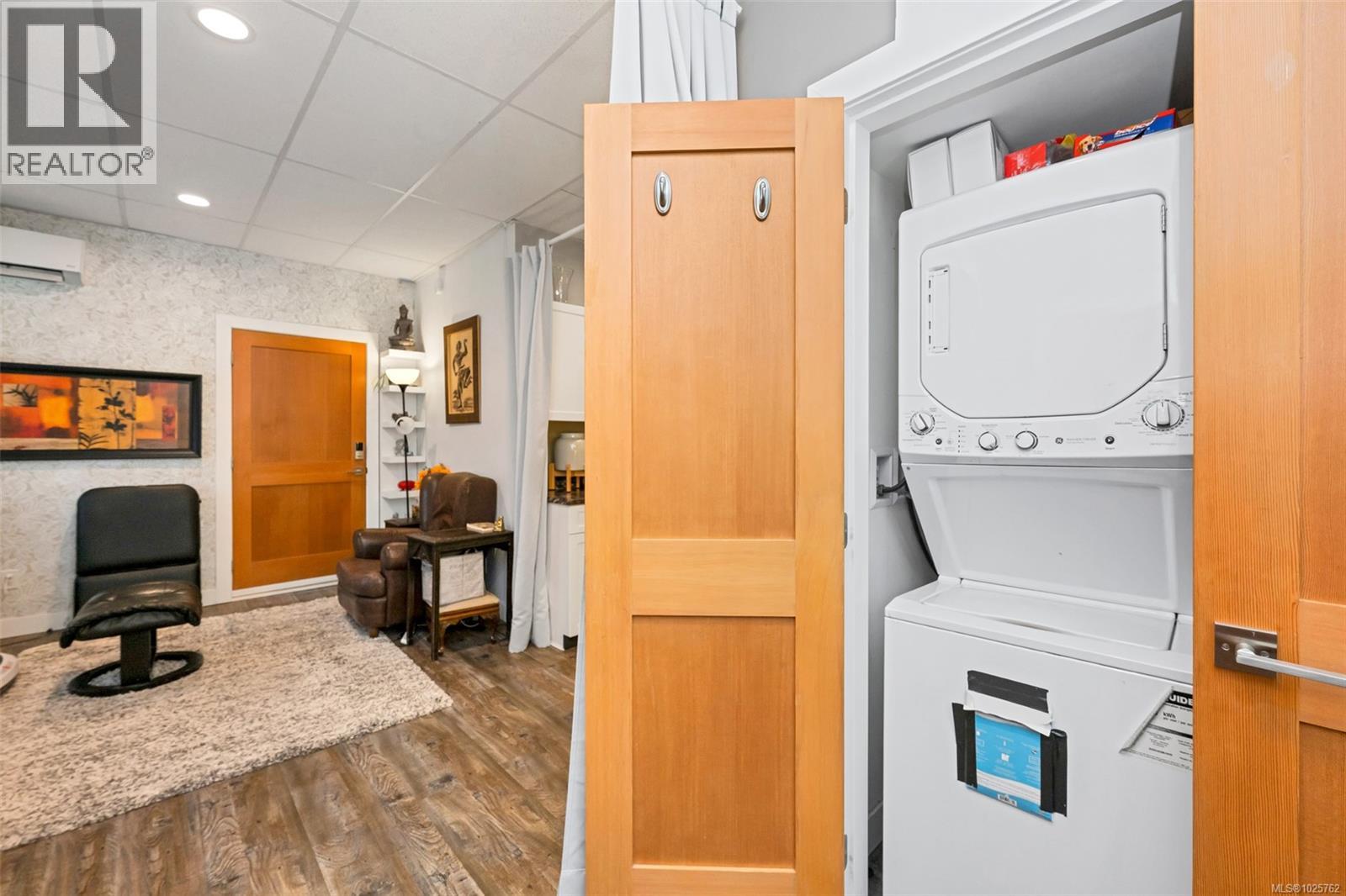 111 689 Hoffman Ave, Langford, British Columbia  V9B 4X1 - Photo 3 - 1025762