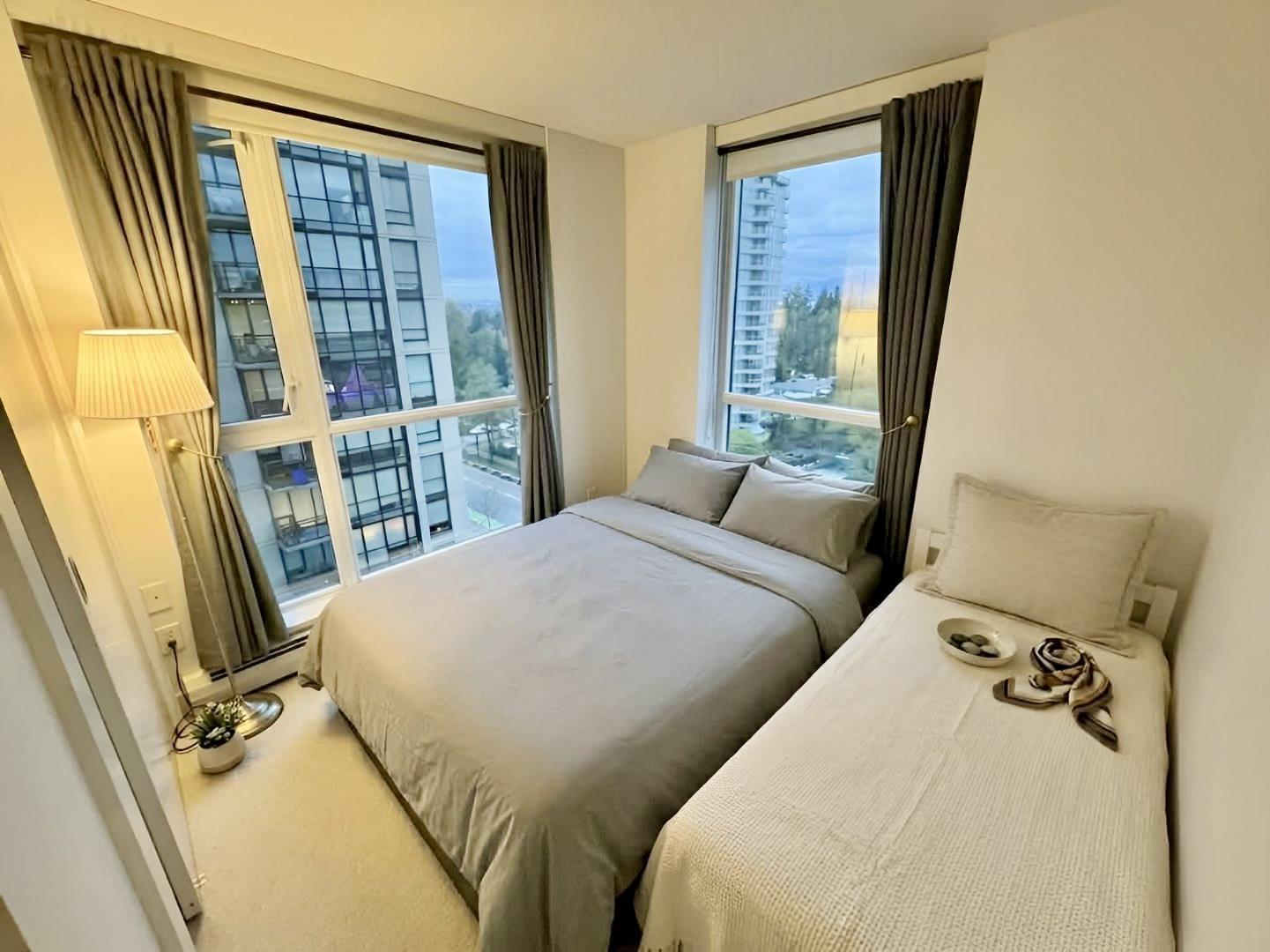 909 10777 University Drive, Surrey, British Columbia  V3T 0E6 - Photo 7 - R3102391