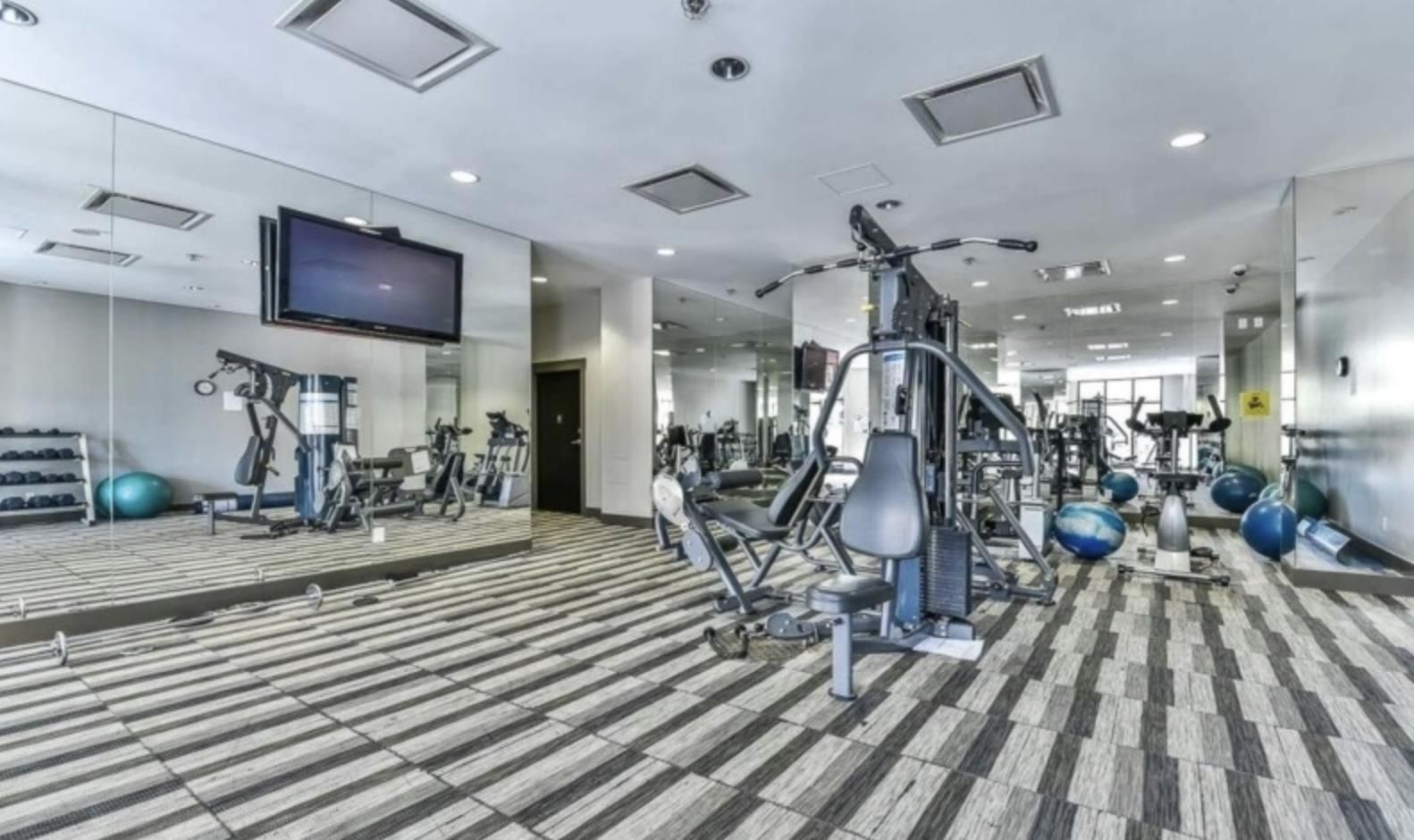 909 10777 University Drive, Surrey, British Columbia  V3T 0E6 - Photo 13 - R3102391