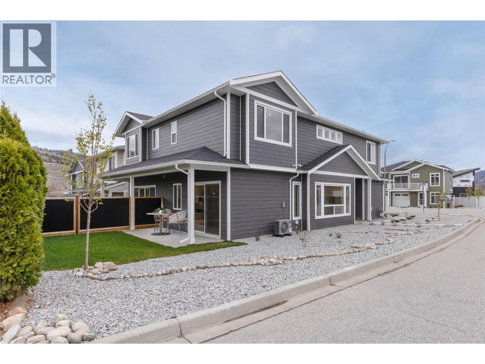 397 Chardonnay Avenue, Oliver, British Columbia  V0H 1T4 - Photo 4 - 10382912