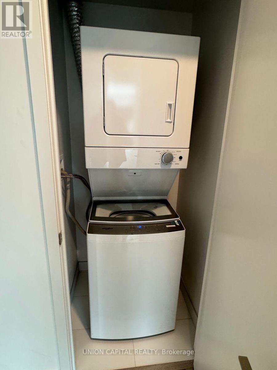 3607 - 238 Simcoe Street, Toronto, Ontario  M5T 0E2 - Photo 16 - C13004902