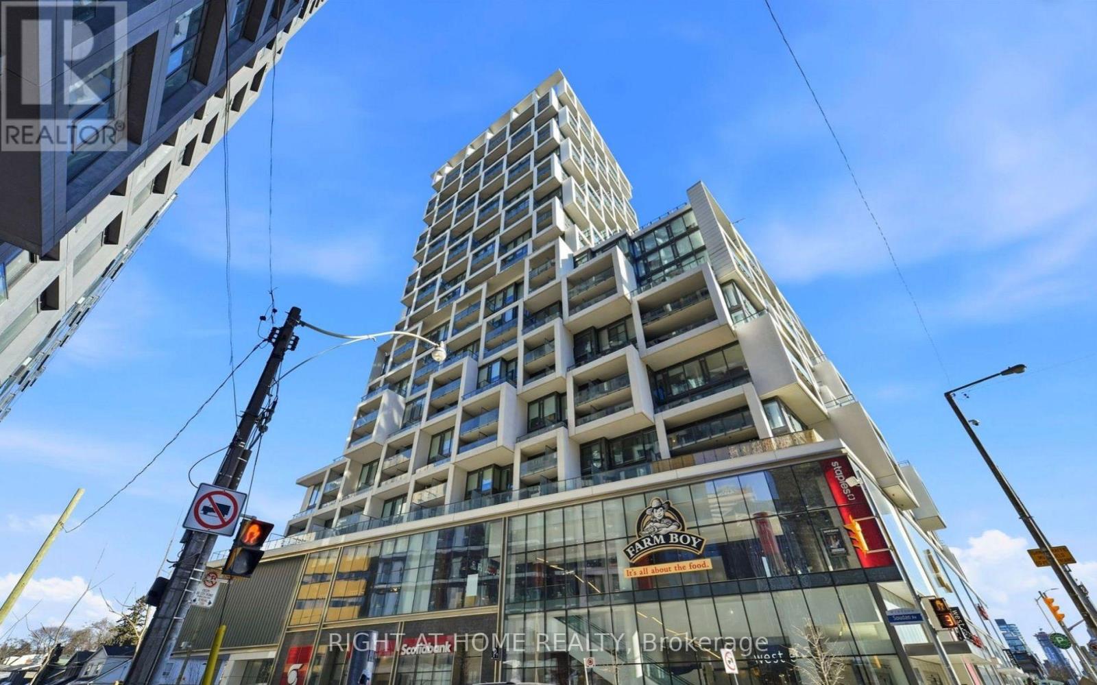 617 - 5 SOUDAN AVENUE, Toronto, Ontario