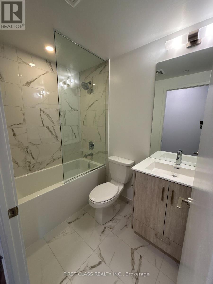 4207 - 180 Front Street E, Toronto, Ontario  M5A 0A9 - Photo 3 - C13004928