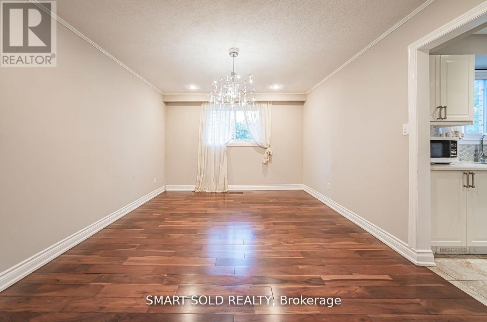 120 Abbeywood Trail, Toronto, Ontario  M3B 3B5 - Photo 6 - C13004934