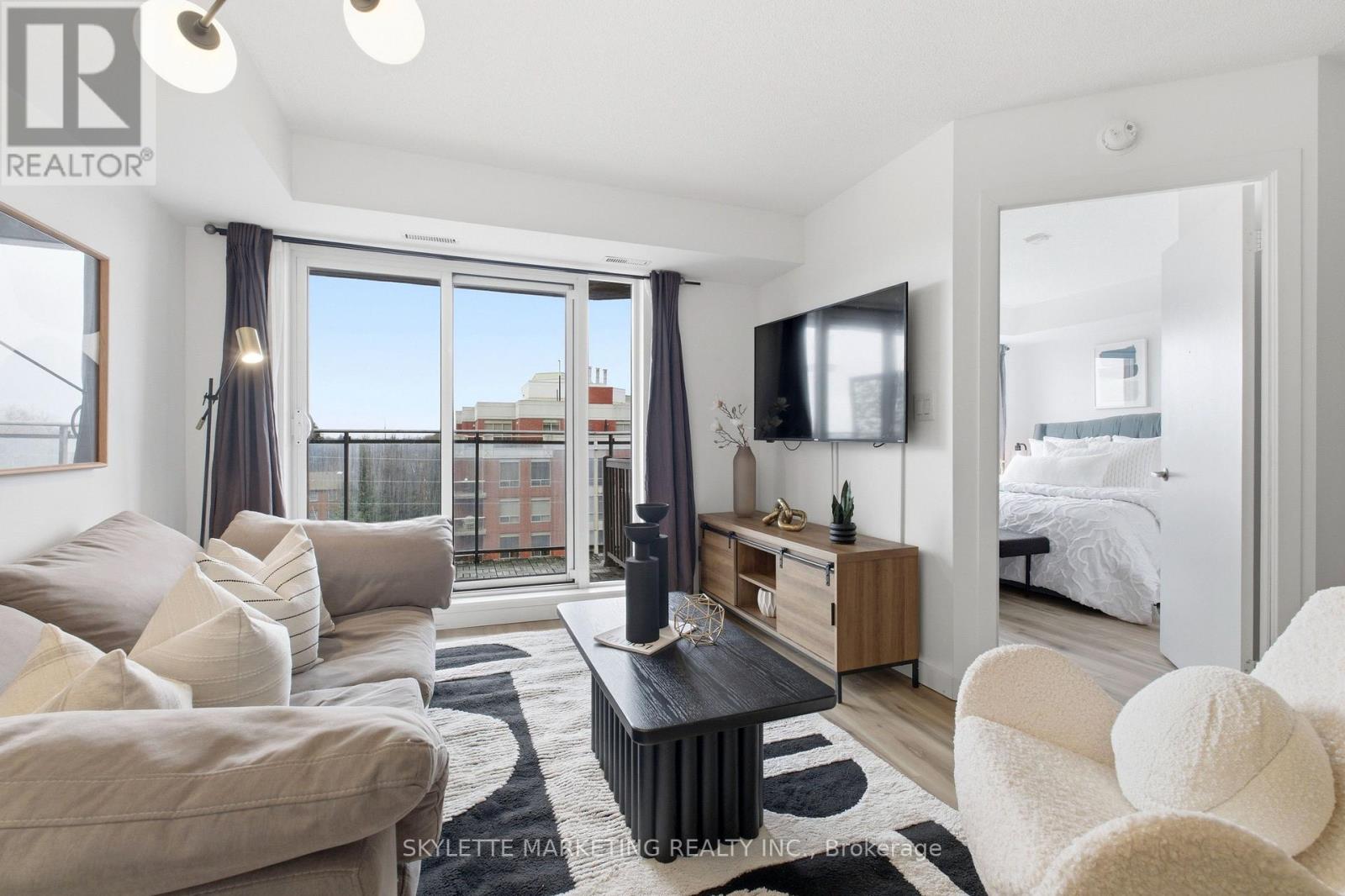 701 - 801 Sheppard Avenue W, Toronto, Ontario  M3H 0A8 - Photo 11 - C13004968