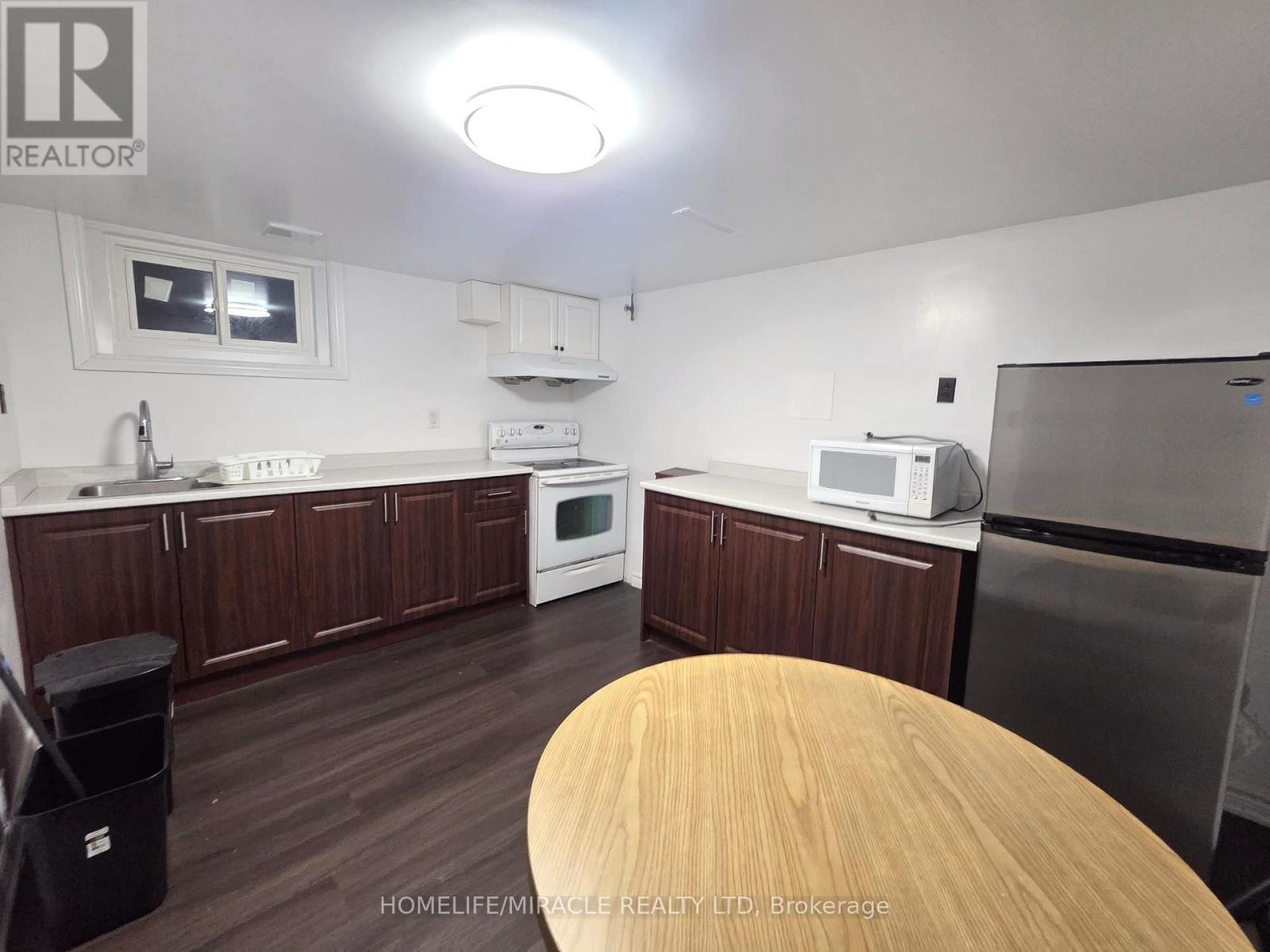 Bsmt - 94 Taunton Road W, Oshawa, Ontario  L1G 3T2 - Photo 5 - E13004940