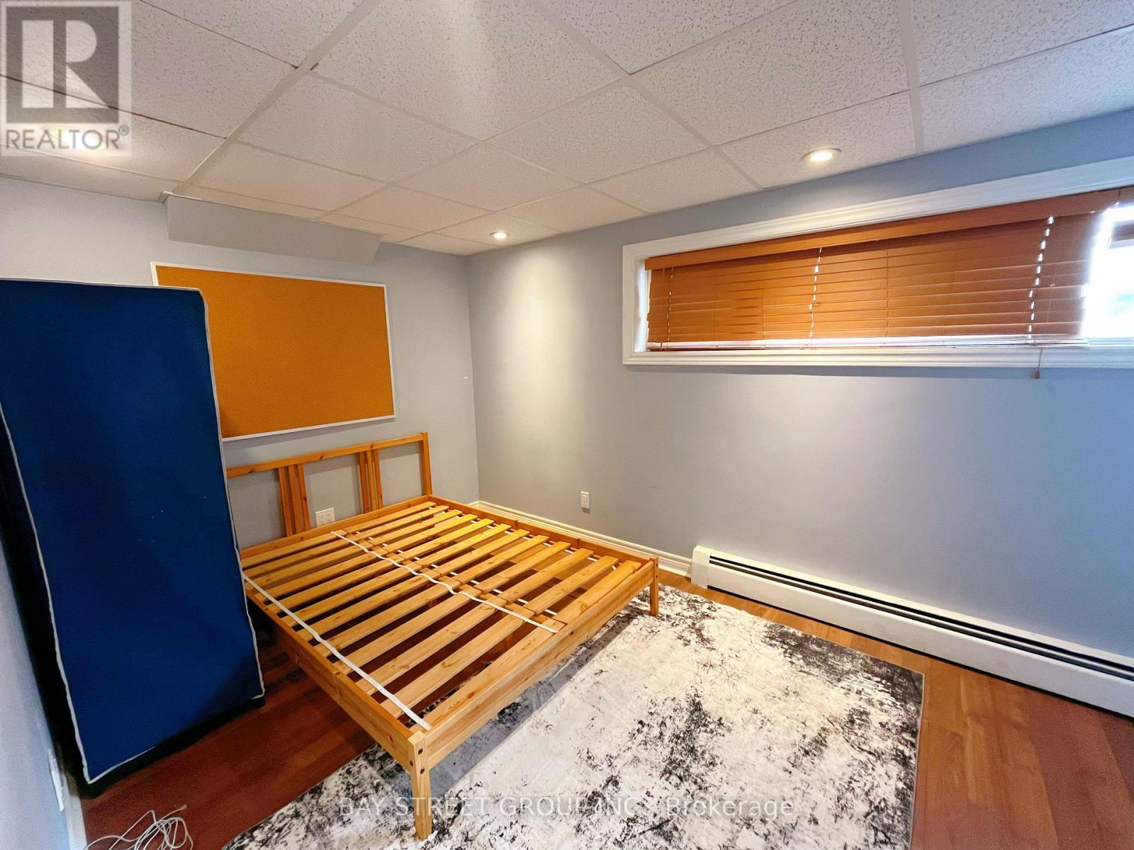 Lower - 106 St Davids Road, St. Catharines, Ontario  L2T 1P9 - Photo 4 - X13004916