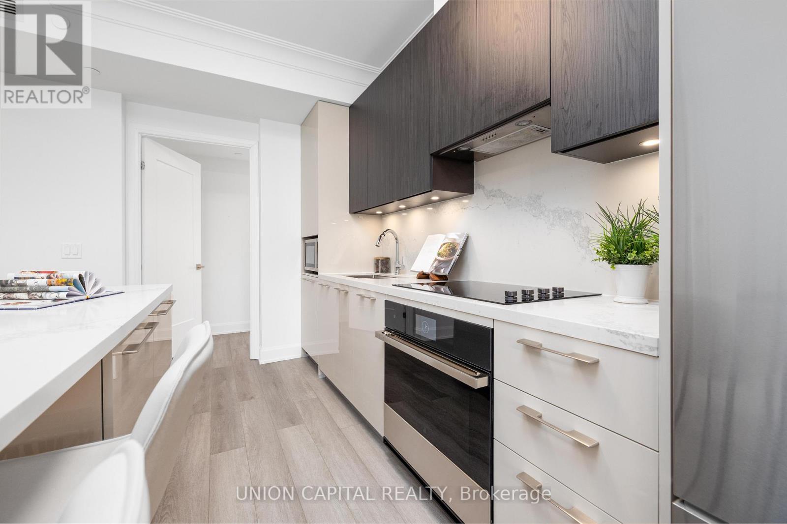 901 - 8 Water Walk Drive, Markham, Ontario  L3R 6L4 - Photo 11 - N13004896