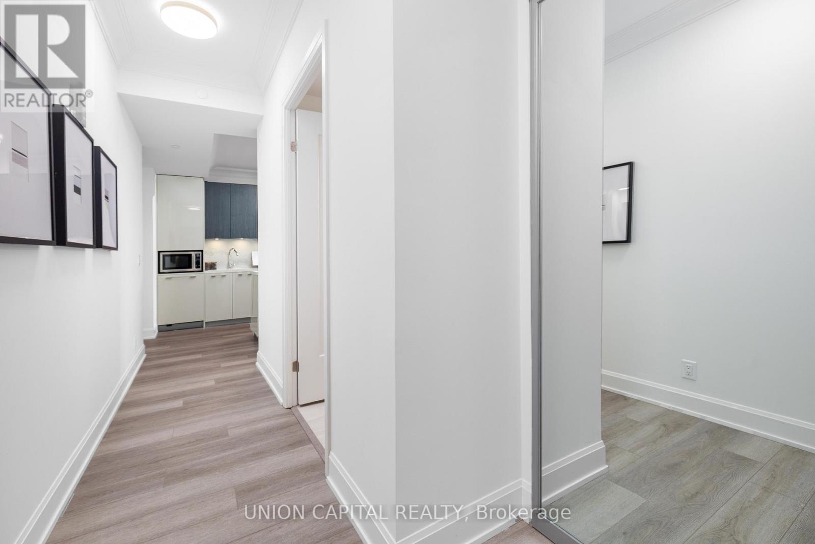 901 - 8 Water Walk Drive, Markham, Ontario  L3R 6L4 - Photo 5 - N13004896