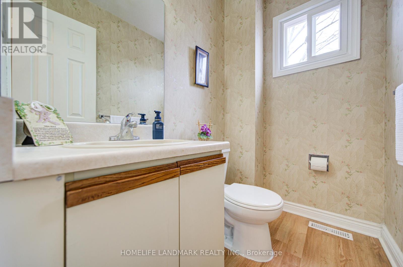 306 Essex Avenue, Richmond Hill, Ontario  L4C 8M6 - Photo 18 - N13004956