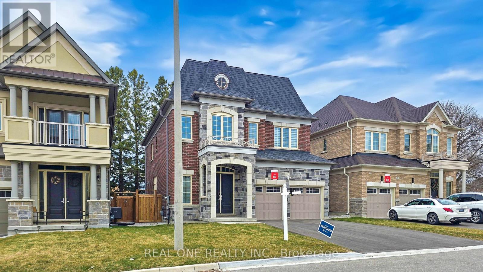 41 Menotti Drive, Richmond Hill, Ontario  L4E 0G9 - Photo 2 - N13004962