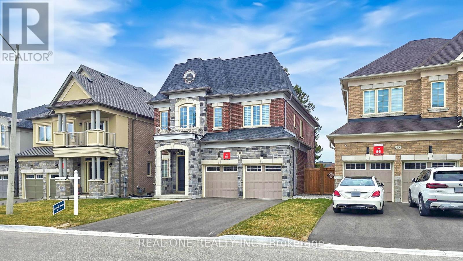 41 Menotti Drive, Richmond Hill, Ontario  L4E 0G9 - Photo 3 - N13004962