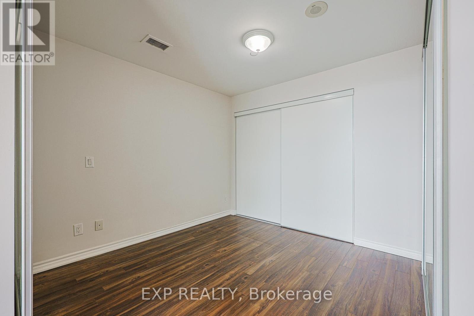 323 - 8323 Kennedy Road, Markham, Ontario  L3R 5W7 - Photo 8 - N13004964