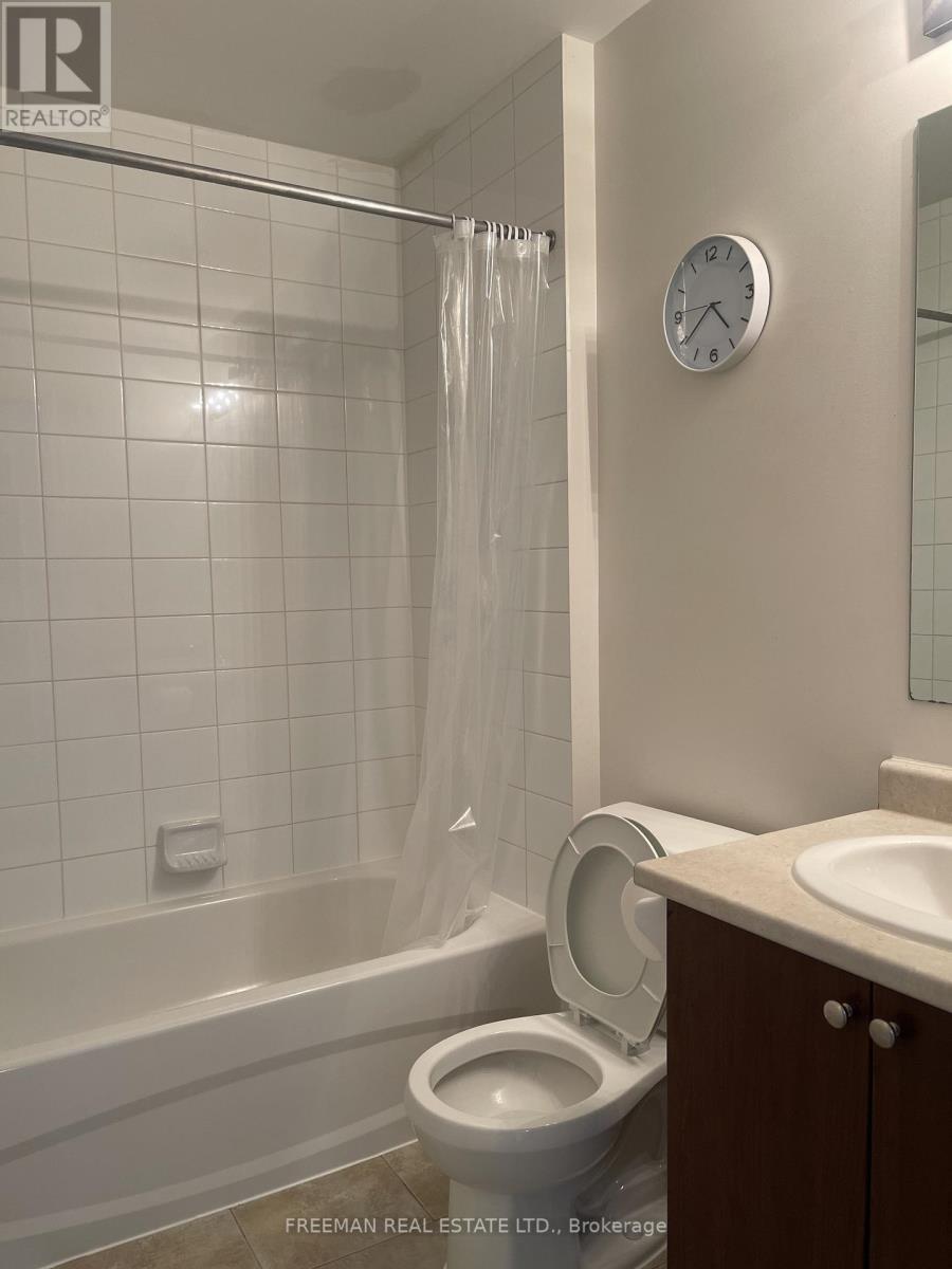 16 - 3135 Boxford Crescent, Mississauga, Ontario  L5M 0X1 - Photo 11 - W13004900