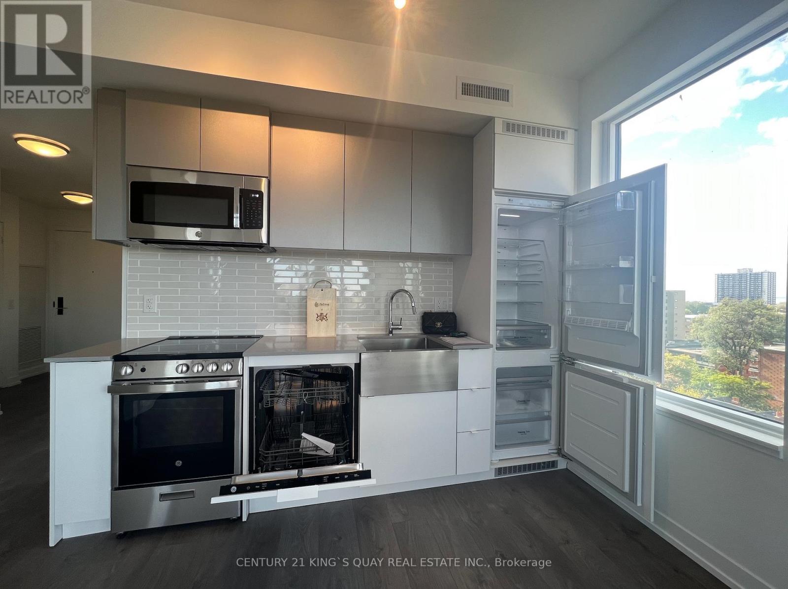 816 - 270 Dufferin Street, Toronto, Ontario  M6K 0H8 - Photo 4 - W13004906